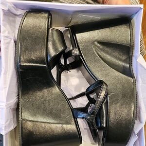 Women's Black Platform Sandals